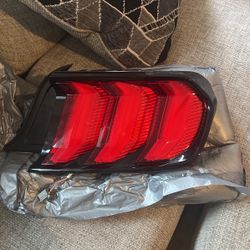 2018-2023 Mustang Ford OEM lights! $80 Obo