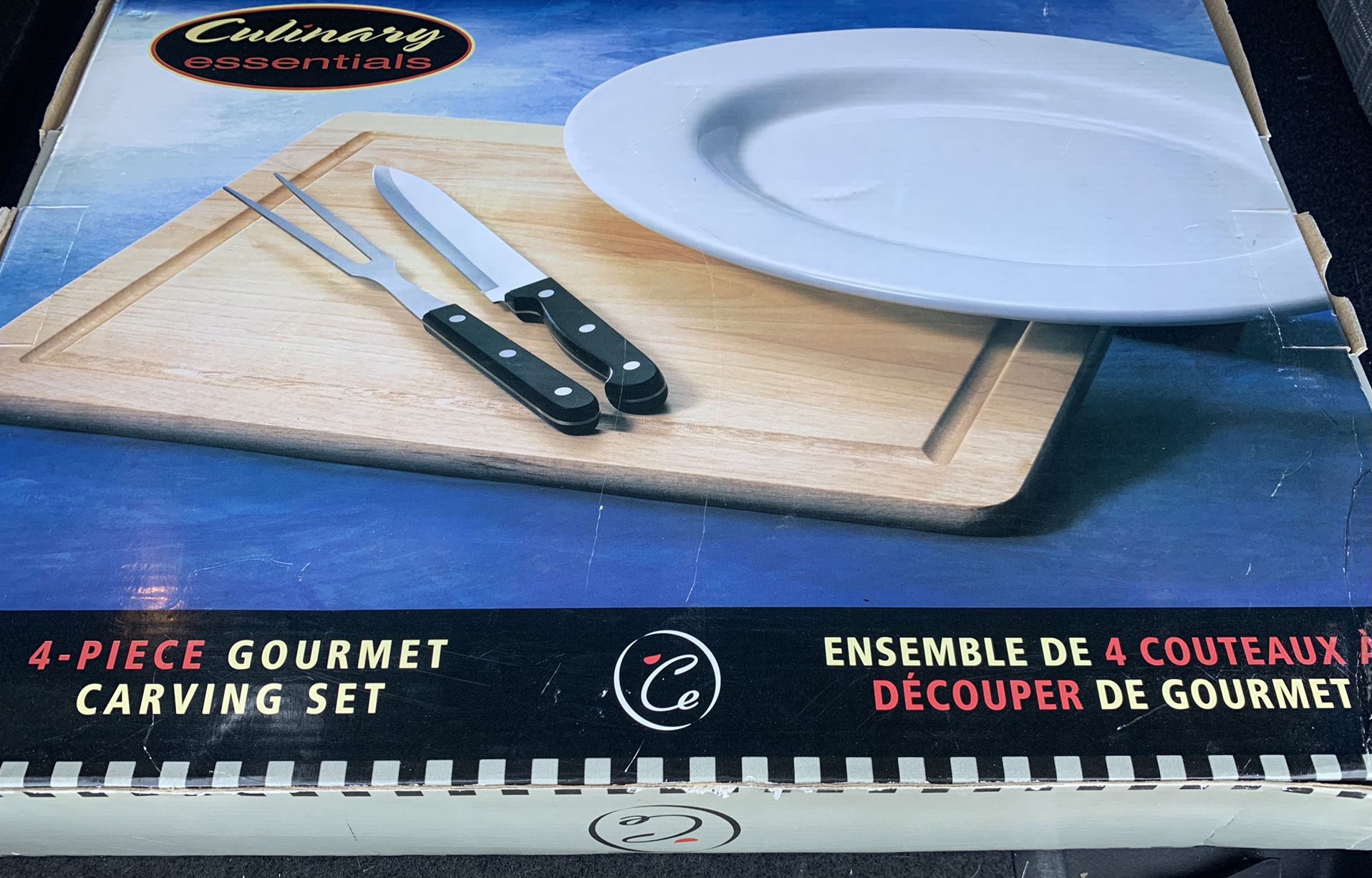 4 Piece Plater/knife/fork/cutting Board 