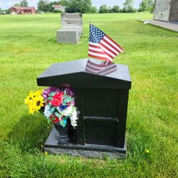 CREAMATION HEADSTONE AND LOT