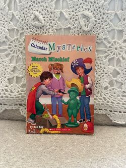 Calendar Mysteries: March Mischief by Ron Roy