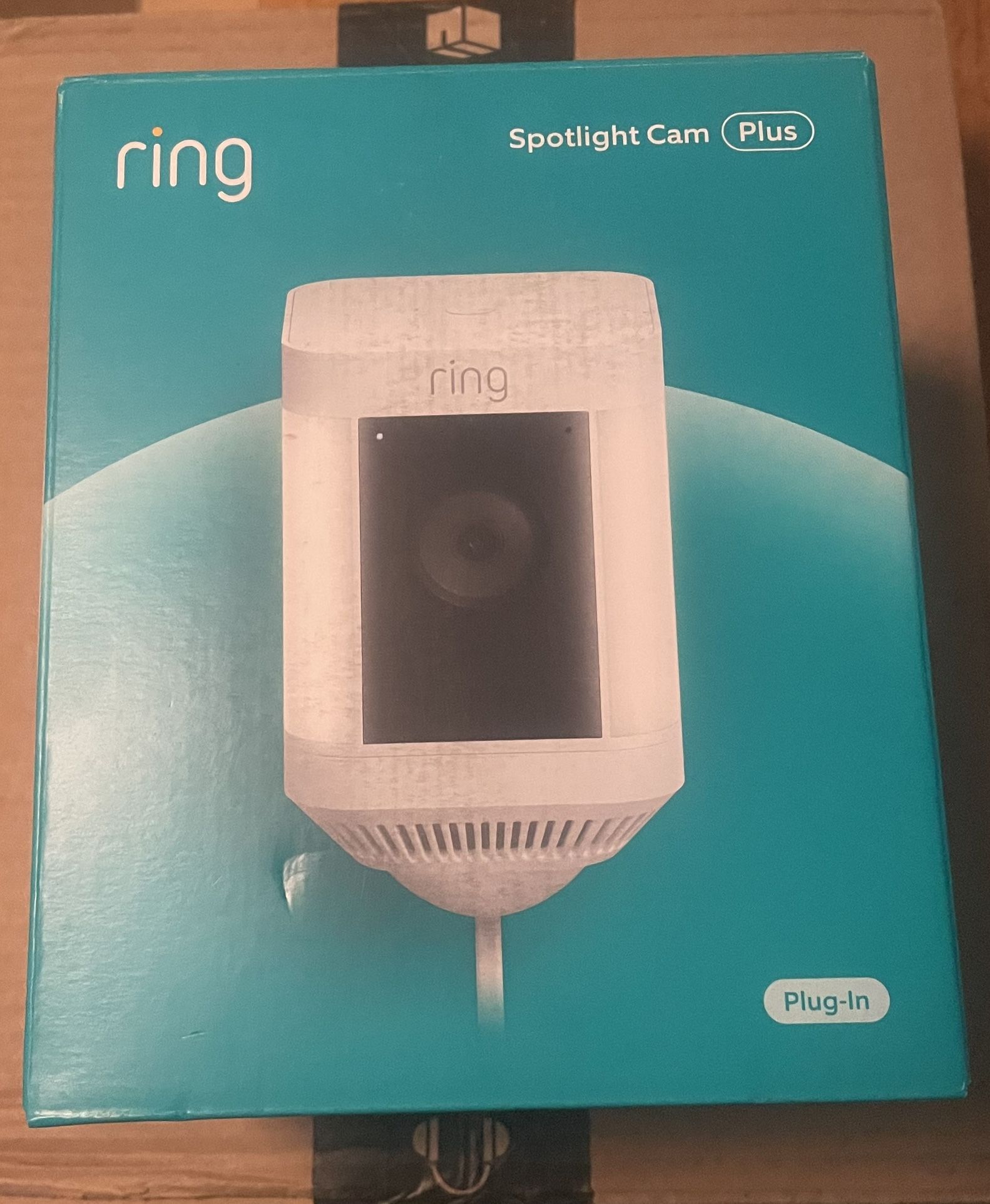 *NEW* Ring Spotlight Plus camera (sealed)