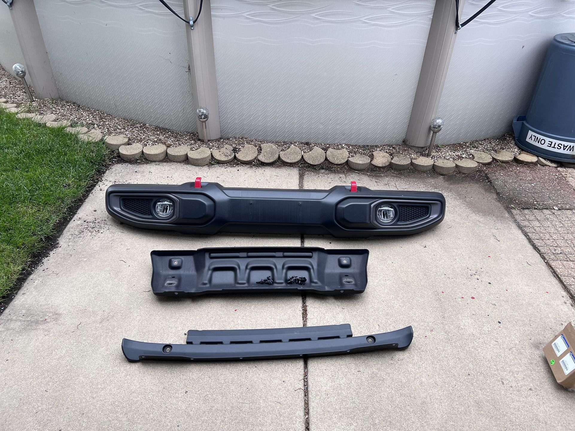 Jeep Gladiator front Bumper W/ Skid Plate