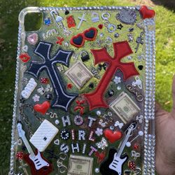 iPad 11 Pro Junk Case 