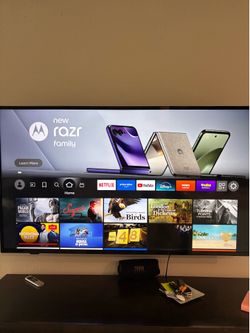 55” Insignia 4K UHD Smart Fire TV + Full Motion Wall Mount + Remote