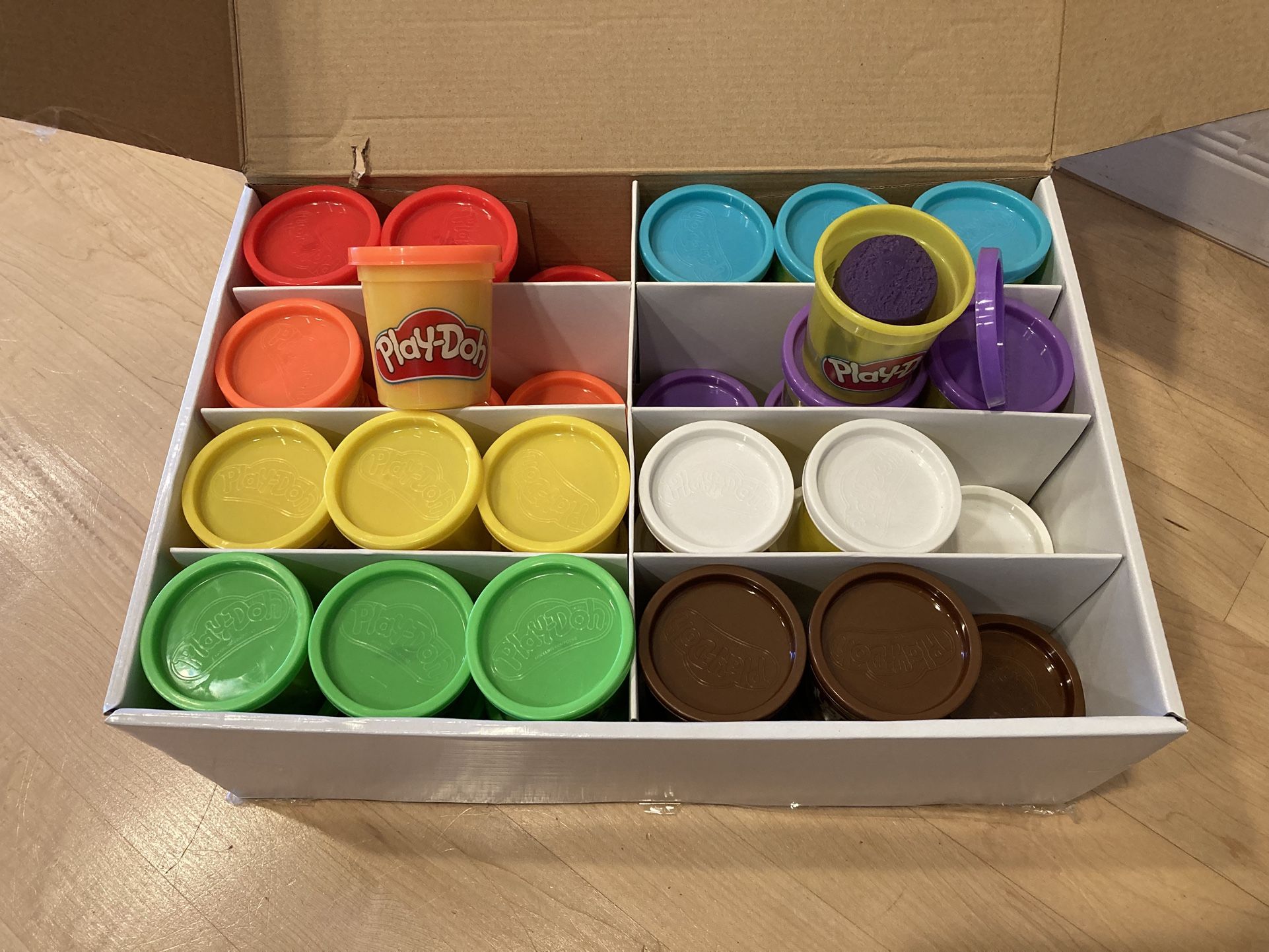 (NEW) PLAY-DOH 44 Pack Assorted Color 