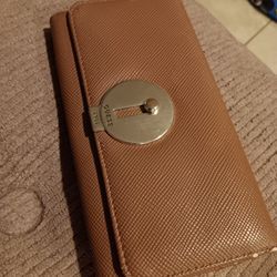 GUESS wallet
