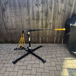 Sklz Hurricane Category 4 Baseball/ Softaball Trainer 