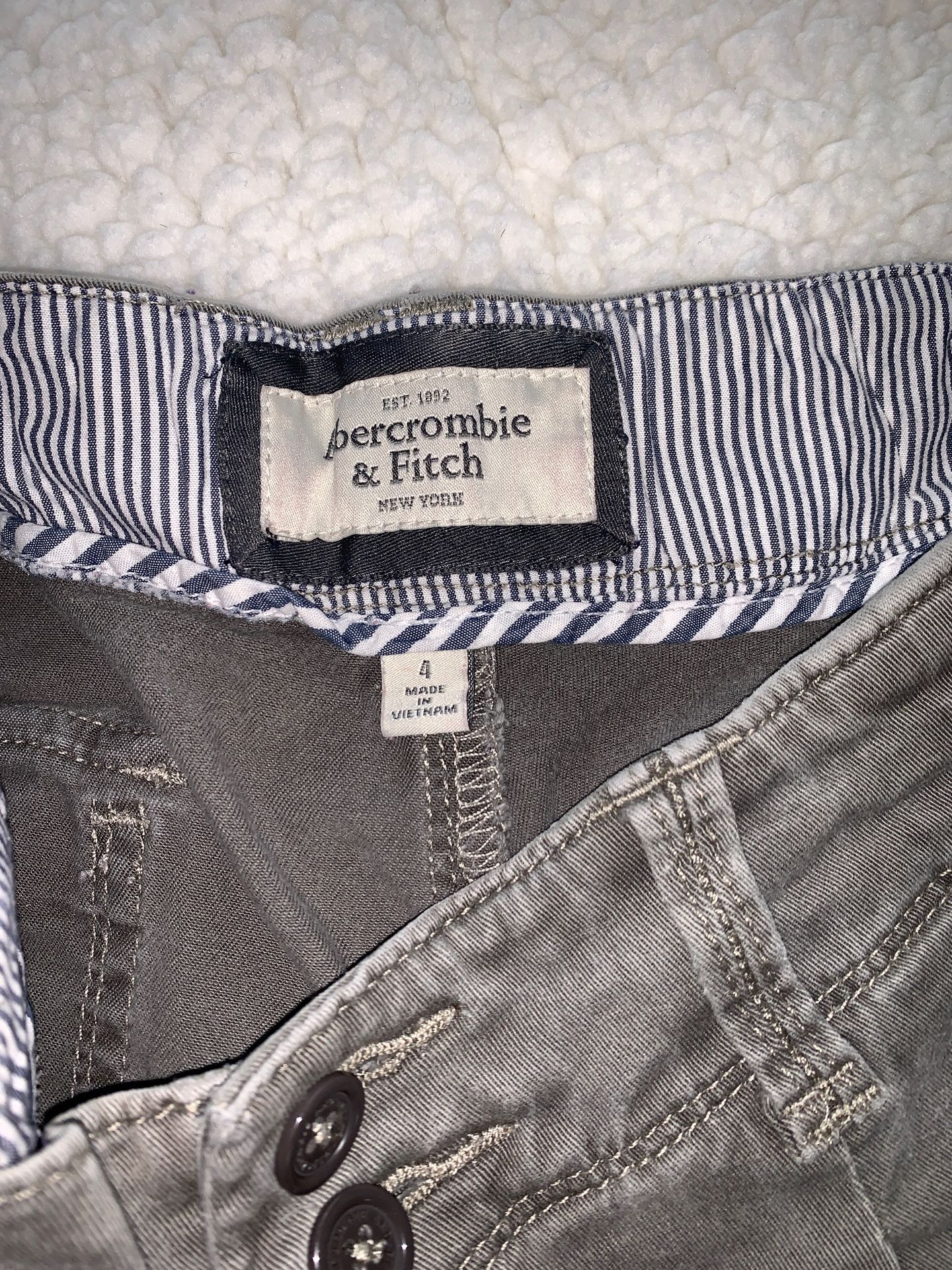 Abercrombie & Fitch green shorts