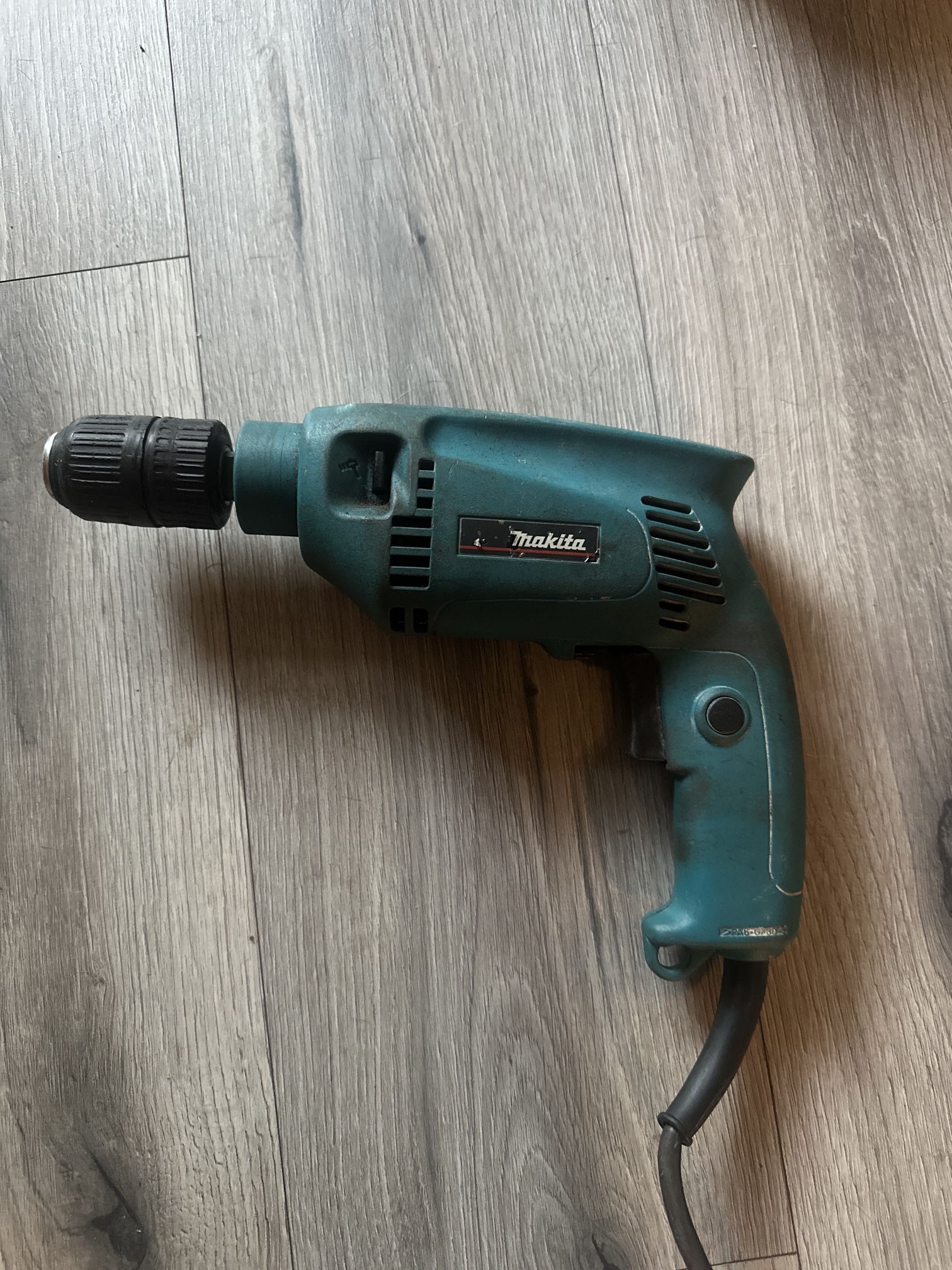Makita Hp1501 Corded Hammer Drill
