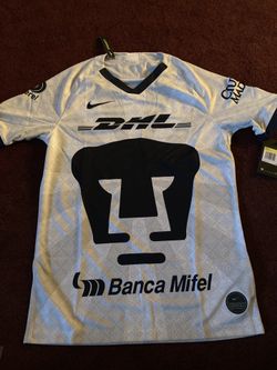 NWT Pumas Small Jersey Nike