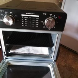 Air Fryer In Very Good Condition So You Can Bake You Can Fry You Can Toast