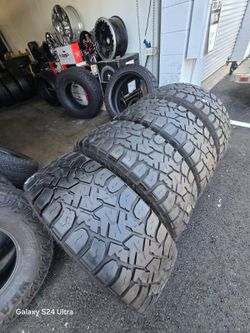 4 uswd tires Lt35x12.50r18 TBB TIRES $200.00
FIRM PRICE, FIRM PRICE 
PLEASE DON'T ASK FOR DICOUNT
POR FAVOR NO PREGUNTE POR DESCUENTO
