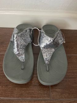 Brand New Women’s Joe Boxer Sandals