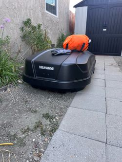Yakima Roof box