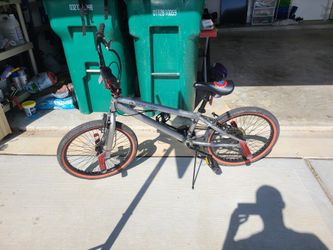 Razor Blacklabel 20" BMX Bike