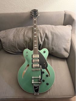 Gretsch streamliner G2627T