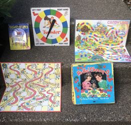 VINTAGE GAME BOARDS- lot of five items