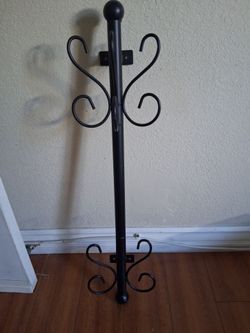 Wall/Door Mounted Metal Coat Rack (black)