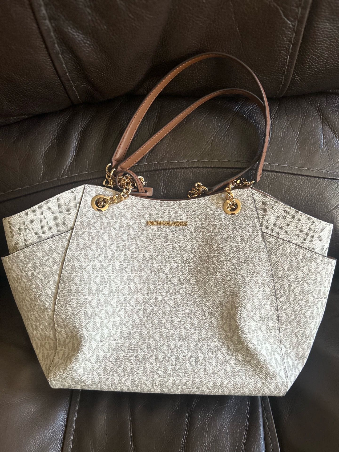 Michael Kors Jet Set Large Chain Shoulder Tote Bag - Vanilla MK Signature