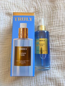 Truly Clean Girl Perfume Mist