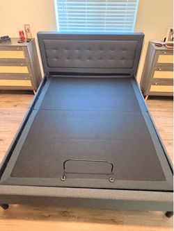 Néctar queen bed frame.