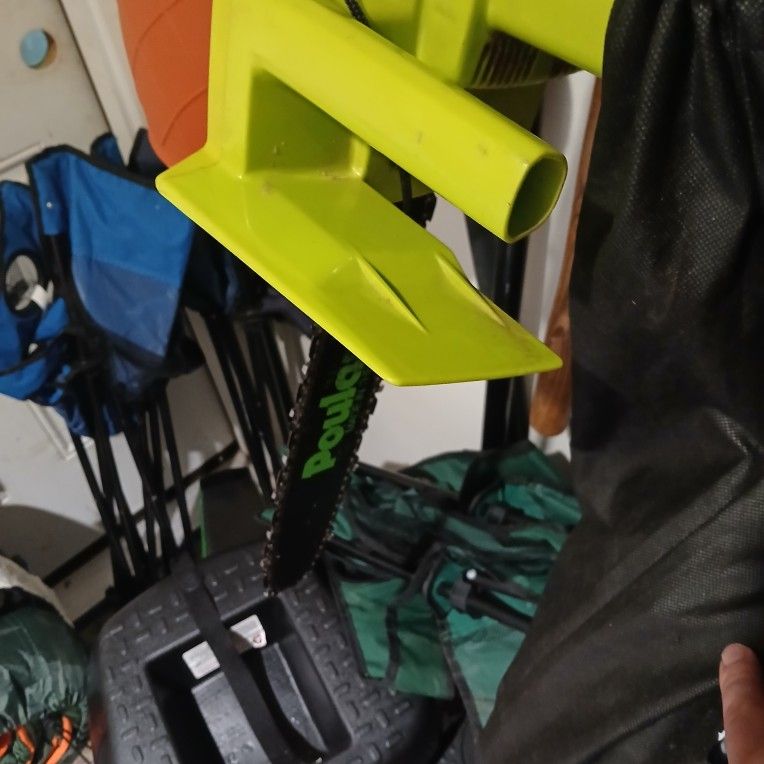 Chainsaw