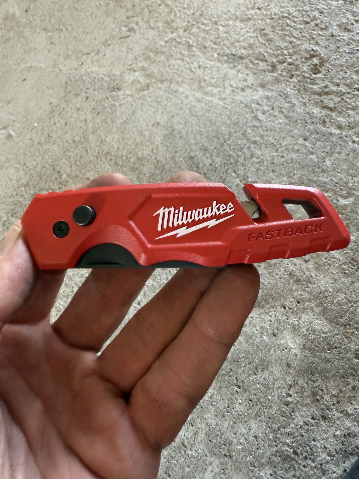 Milwaukee Tools Fastback Knife Box cutter