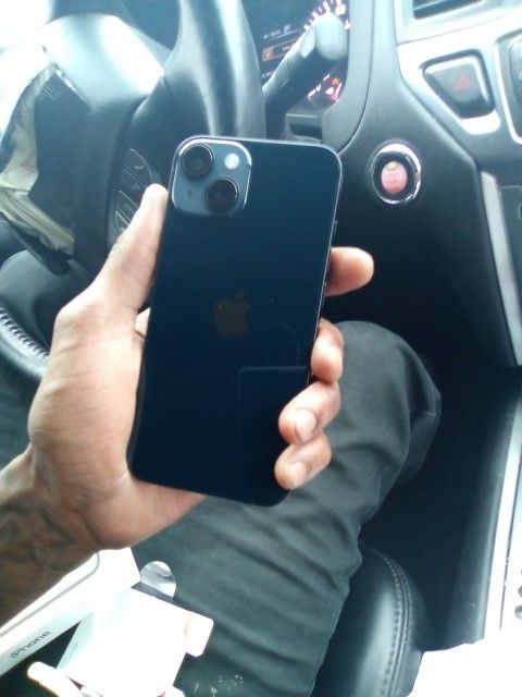iPhone 14