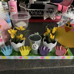 Handmade Easter Mantle Piece Decoration 