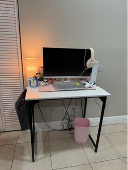 gaming desk/ computer desk