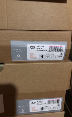 Uggs light pink size 4 and 5