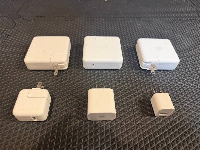 Macbook Apple Chargers USB C TYPE C Adapters 96w, 61w
