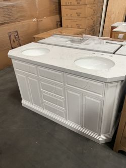 60” White Solid Wood Bathroom Vanity with Marble Top (V88)