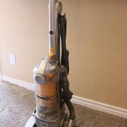 FANTOM Upright Vacuum Cleaner