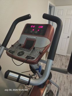 Horizon Fitness Elliptical Trainer – Excellent Condition OBO