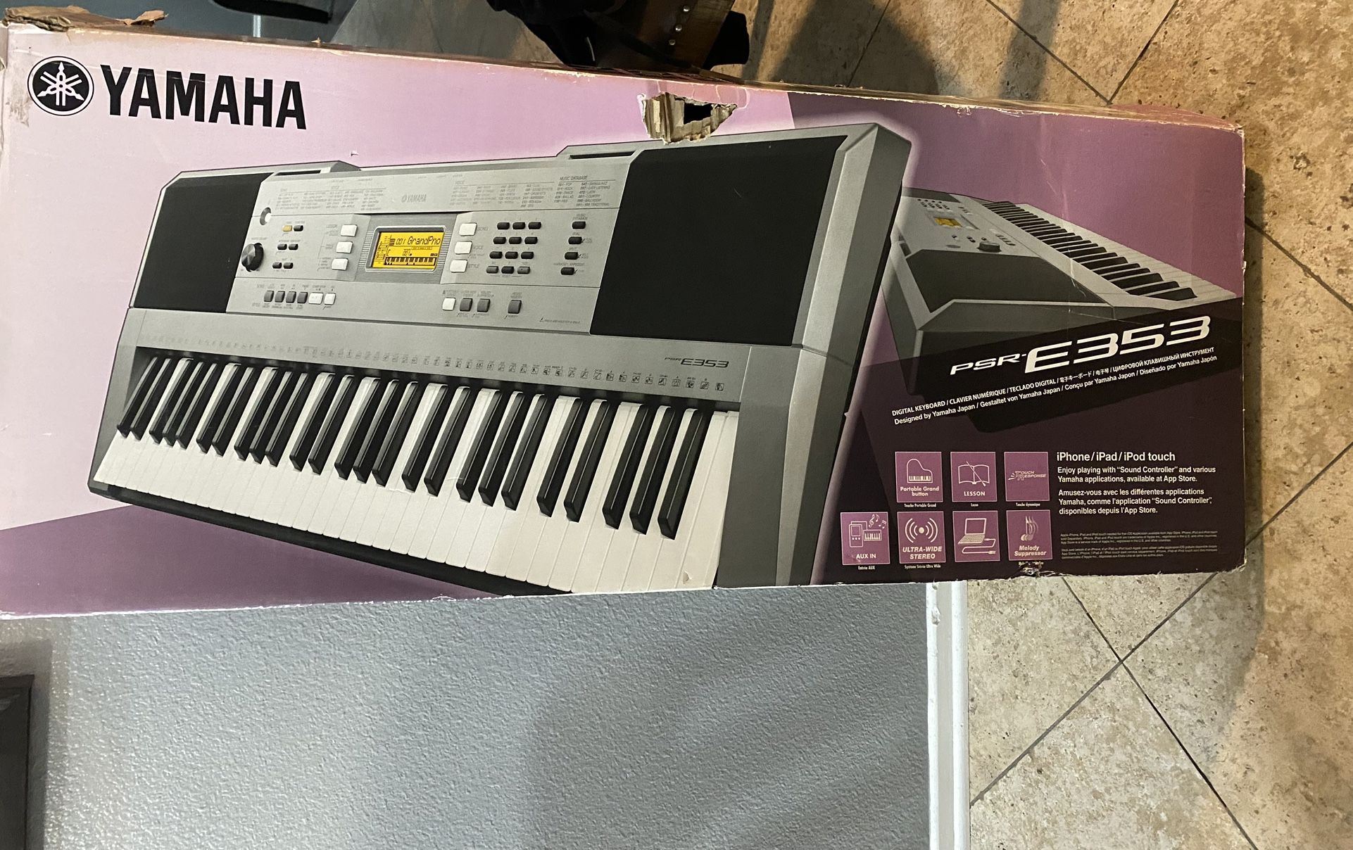Yamaha Keyboard PSR E353