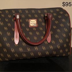 Dooney & Bourke Purse 