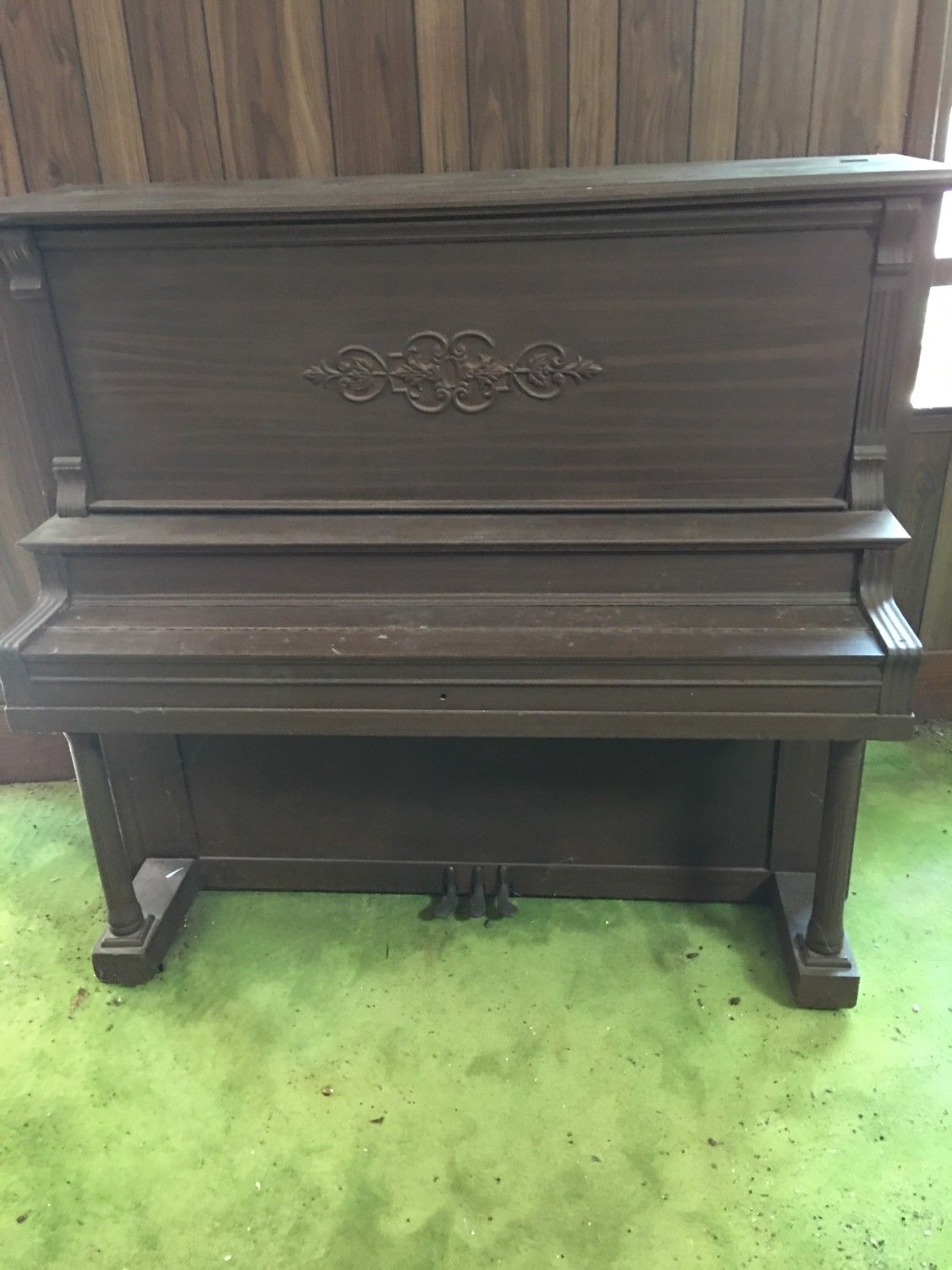 Rare hard to find 1907 Gilbert & CO Upright Piano
