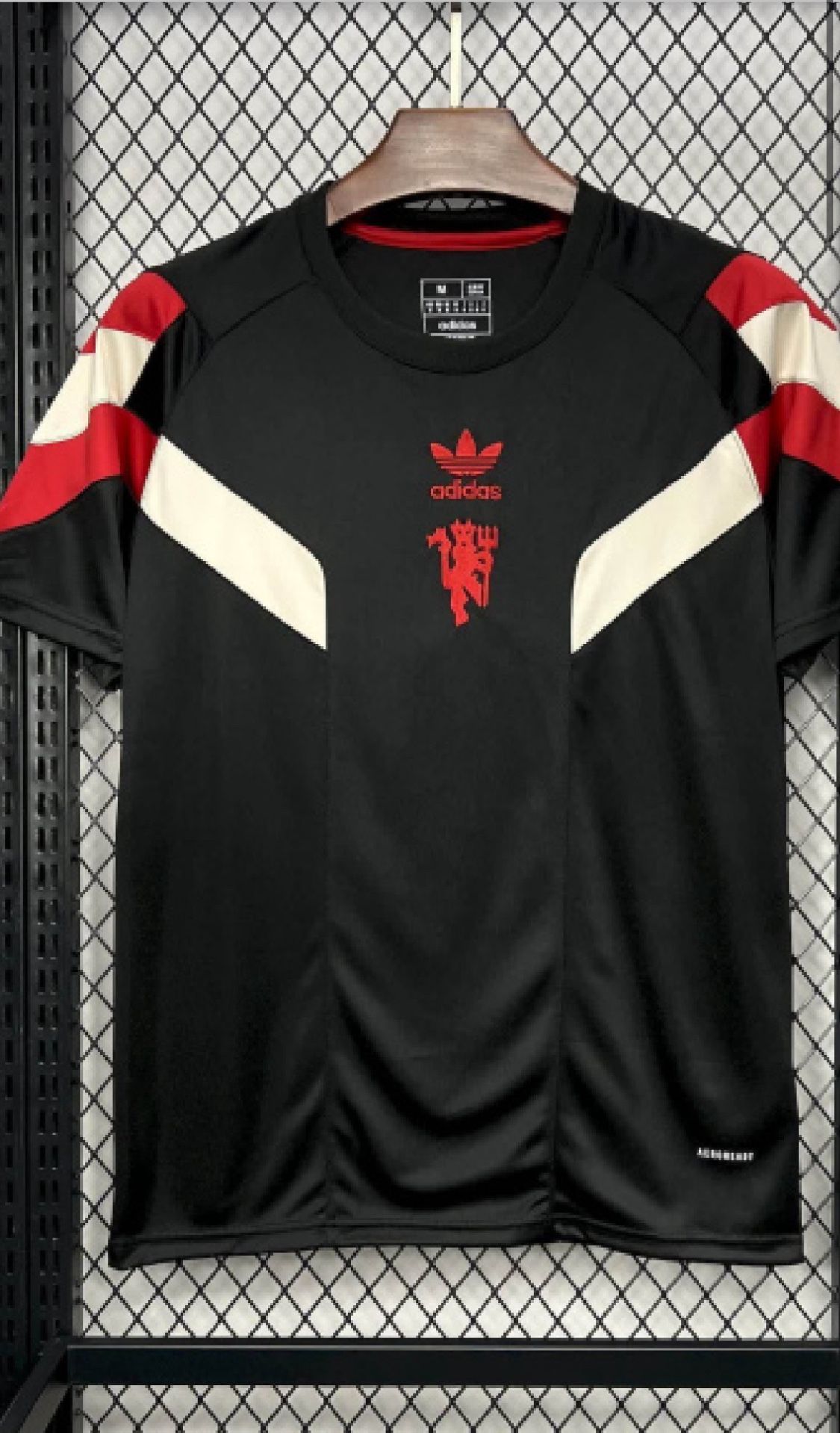 Manchester United 2024/25 Training Kit