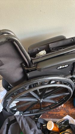 Drive wheelchair