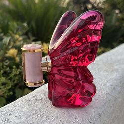 La Bomba Carolina Herrera