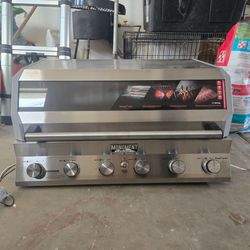 BRAND NEW Monument Grills Denali 6-Burner Built-In Gas Grill Head