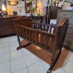 Vintage Style Cradle 