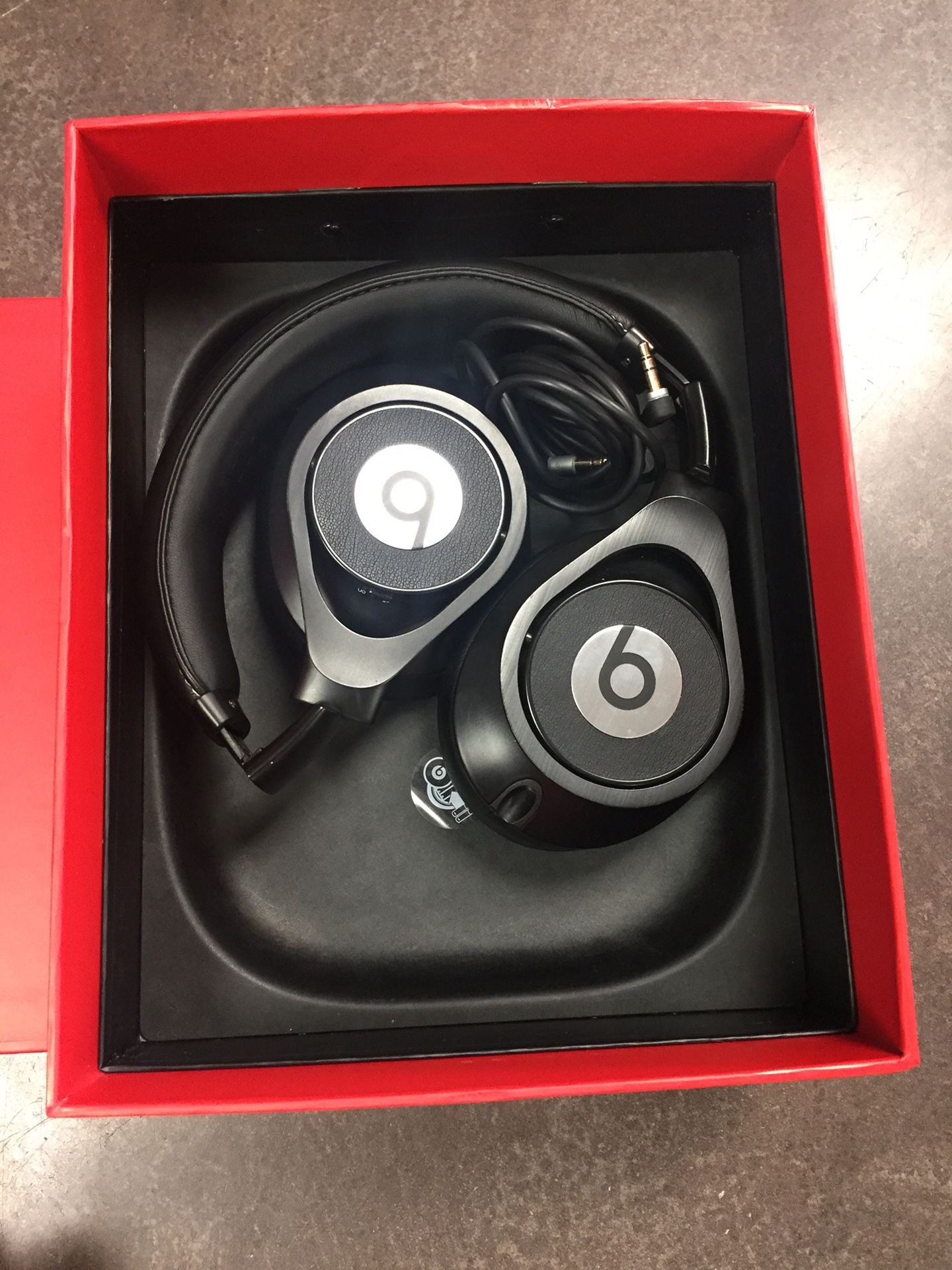 Dre Beats Studio Executive Headphones - Black