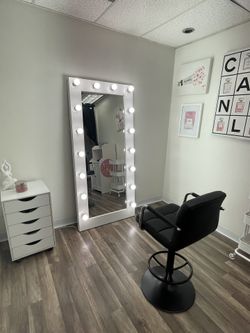 FULL BODY MIRROR