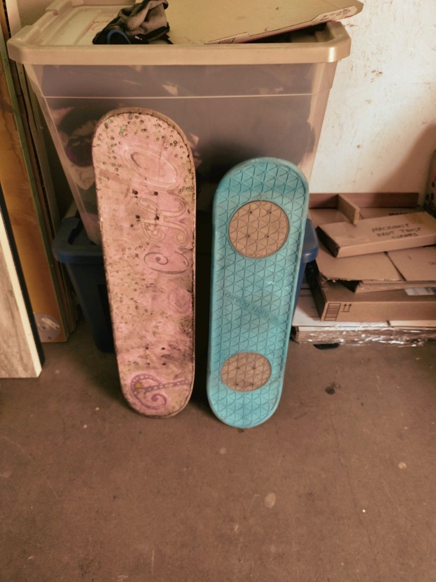 Skateboard
