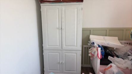 White wardrobe