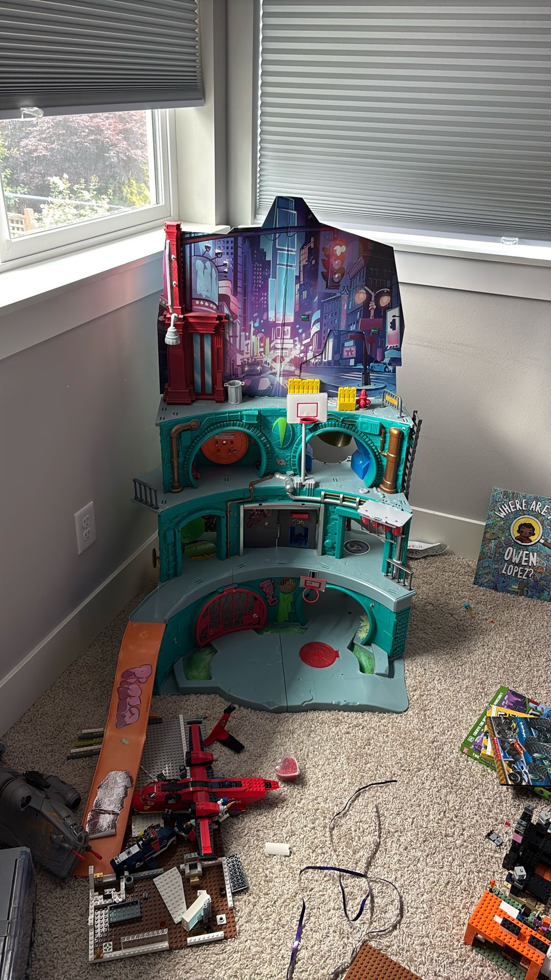 FREE 3 Ft Ninja Turtle Sewer Play Tower