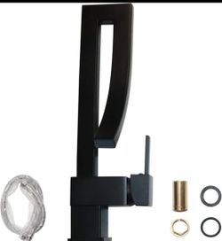 ( F-MB015 ) Matte Black Minimalist Bathroom Faucet