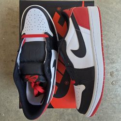 Jordan 1 Low Black Toe
